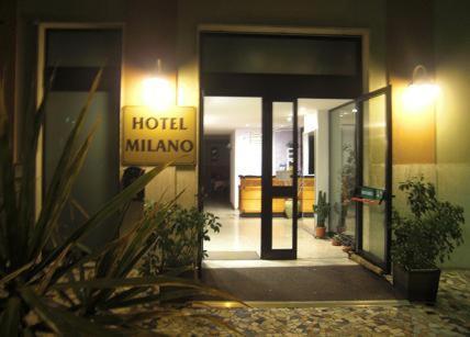 Hotel Milano Лоано Екстериор снимка